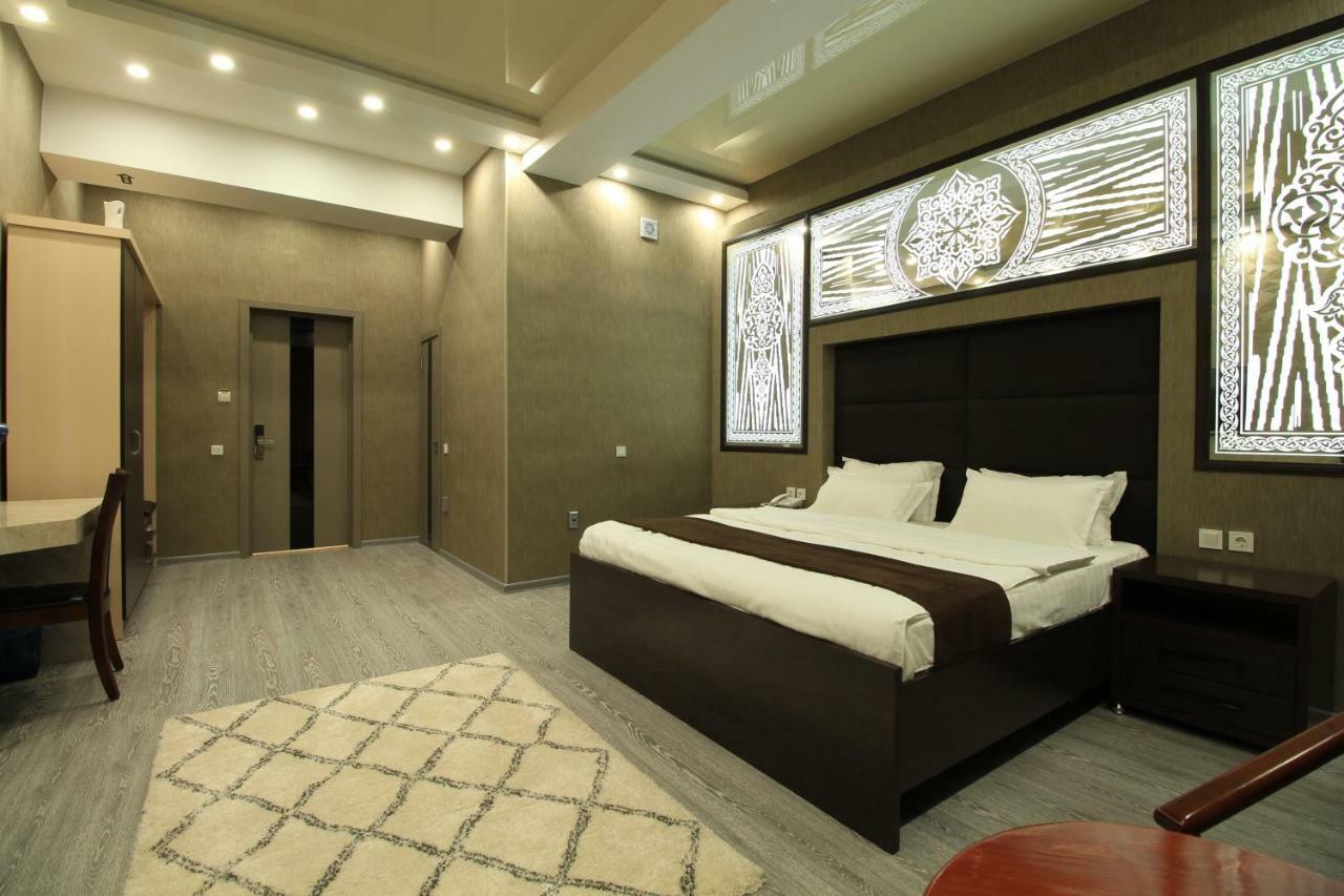 Safir Business Hotel O Duschanbe Exterior foto